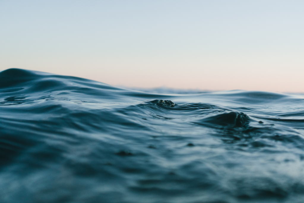 breakwater waves